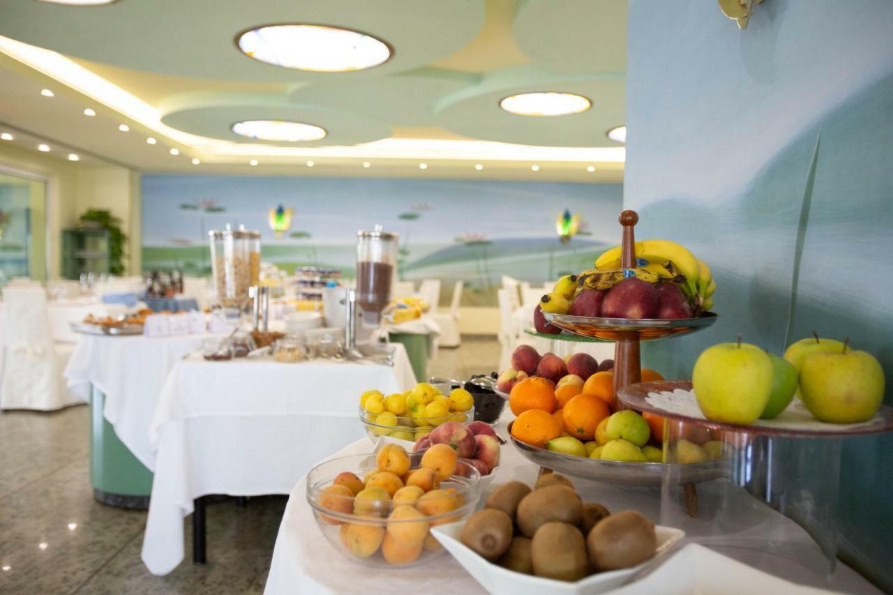 Hotel Royal แฟร์โม ภายนอก รูปภาพ